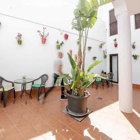 Apartamentos La Vista Conil De La Frontera Exterior photo