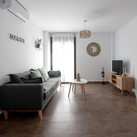 Apartamentos La Vista Conil De La Frontera Exterior photo